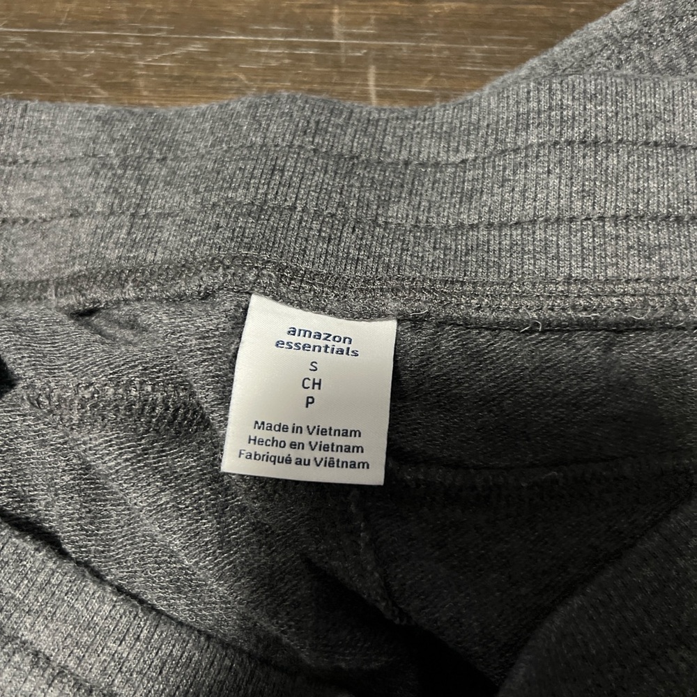Amazon Essentials Joggers - Picture 2 of 5